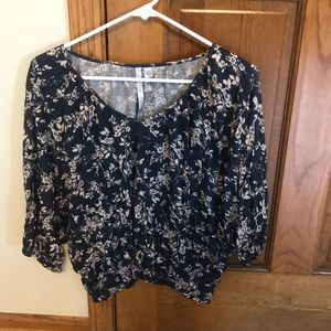 Women’s Blouse